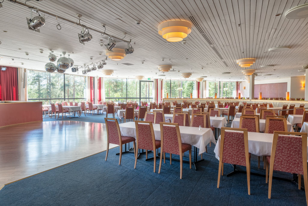 Photo by: Rebecca Watson Restaurant